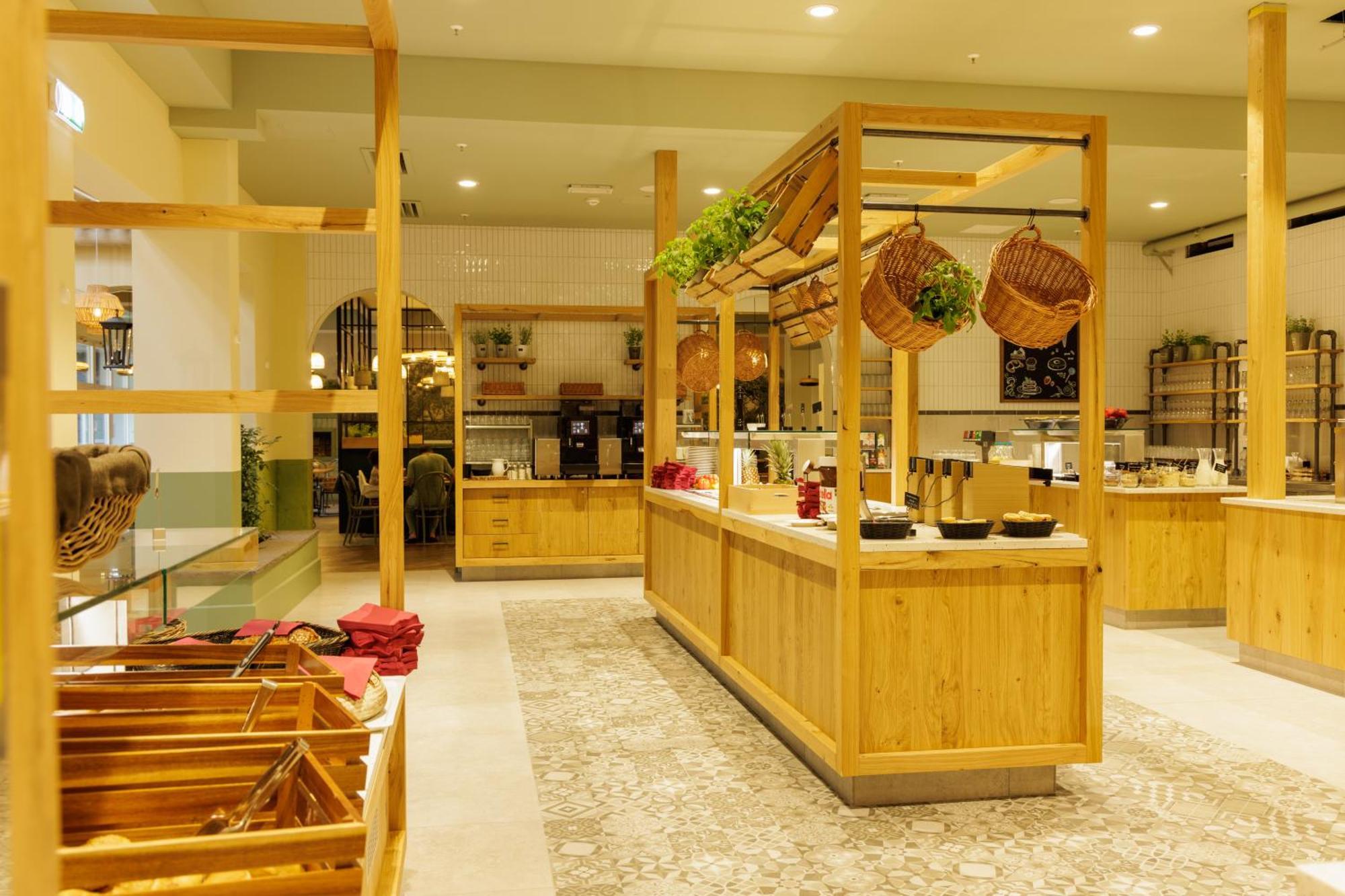 艾弗尔茂矽纽伯格林中心公园酒店 Gunderath 外观 照片